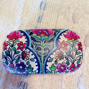 Brighton mini box with bag-never used-multiple uses as listed in pics